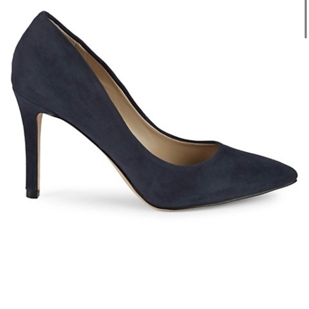 Saks fifth Avenue suede blue pumps Size 6